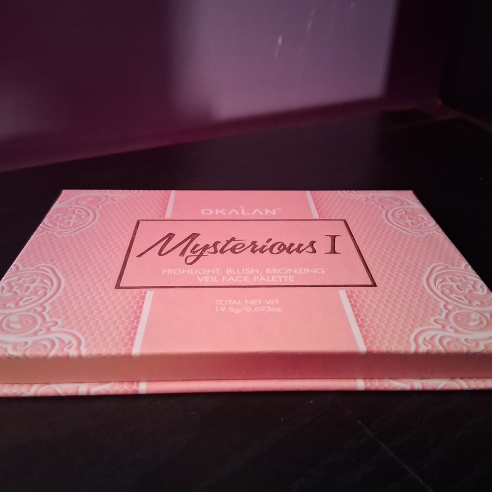 Mysterious I Face Palette - Pink